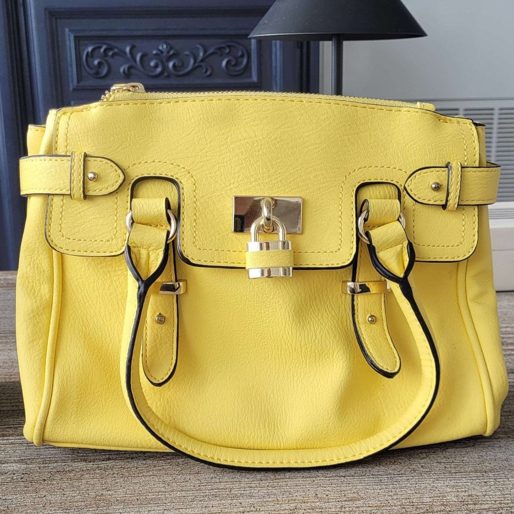 Aldo handbag (New but minor stain on bottom)